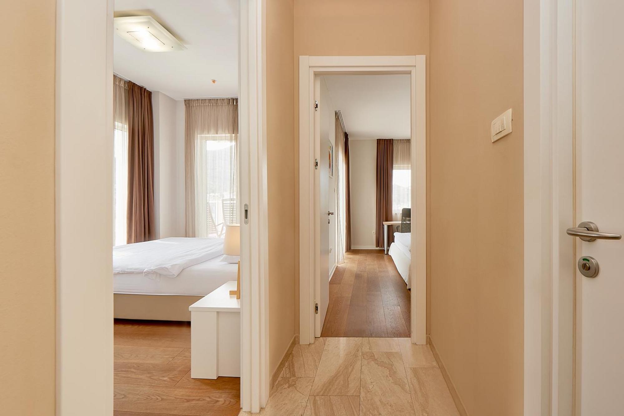 Lux Apartments Sunrior Budva Exterior photo