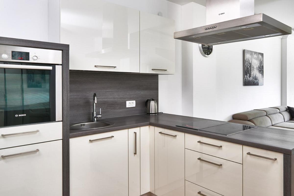 Lux Apartments Sunrior Budva Room photo